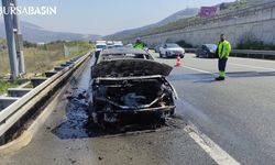 Gebze-Orhangazi-İzmir Otoyolu'nda Araç Alev Aldı