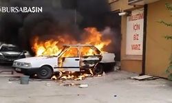 Gürsu'da Otomobiller Yangında Alev Topuna Döndü