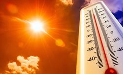 Pakistan’da: Termometreler 50 dereceyi gösteriyor