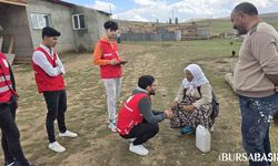 Kızılay Ağrı Şubesi Diyadin’de ihtiyaç sahibi ailelerin umudu oluyor