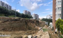 Gemlik'te Hafriyat Sonrası Yol Çöktü, Mahalle Panikledi