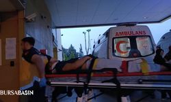 İnegöl’de Otomobile Çarpan Motosiklette 2 Kişi Yaralandı