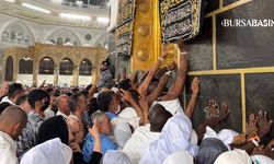 Milyonlarca Müslüman Kabe'ye kavuşuyor