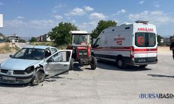 İnegöl’de Traktör İle Otomobil Çarpıştı: 1 Yaralı