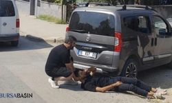 İnegöl'de motosiklet ile kamyonet çarpıştı: 1 yaralı