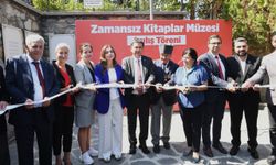 Bursa’da Zamansız Kitaplar Müzesi Açıldı