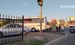 İnegöl’de minibüs ile servis çarpıştı: 4 yaralı