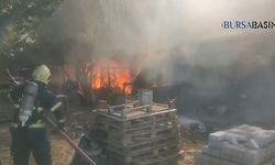 İnegöl’de bağ evi yangında küle döndü