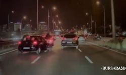 Bursa’da Otomobil Motosiklete Çarptı