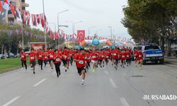 Nilüfer’de Bin 600 Öğrenci Cumhuriyet İçin Koştu