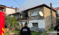 İznik'te İki Katlı Evde Yangın Paniği Mahalleyi Sardı