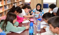 Minik Yazarlar Hayal Gücüyle Hikayelerini Yazıyor