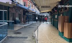 Arap Şükrü Sokağı’nda Tenteler Sökülmeye Başlandı