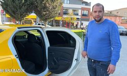 Dürüst Taksici 5 bin 500 Euro’yu Sahibine Teslim Etti