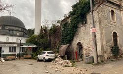 Mudanya’da Fırtına Tarihi Kilisenin Bir Bölümünü Yıktı