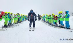 Uludağ’da İlk Kar Sevinci: 1000 Çocuk Kayakla Tanıştı