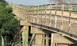 Karacabey'de Sallanan Köprü Kapatılıyor