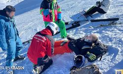 Uludağ'da Mahsur Kalan Vatandaşları JAK Timi Kurtardı