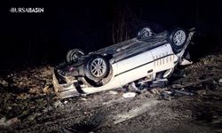 İnegöl’de Sabah Kazası: Otomobil Şarampole Yuvarlandı