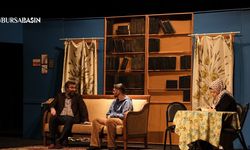 Yıldırım’da “Karanlıkta Açan Çiçekler” Sahnelendi