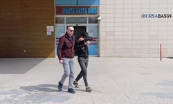 İnegöl’de firari dolandırıcı saklandığı evde yakalandı