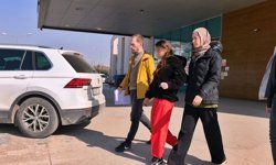 İnegöl’de genç kızlar arasında bıçaklı kavga!