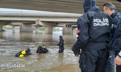 Karacabey’de araç dereye kapıldı