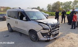 İnegöl’de Çarpışma: 3 Kişi Yaralandı