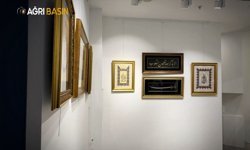 Bursa’da Hat Sanatı Sergisi! 55 Eser Ziyarete Açıldı