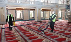 Nilüfer’de 78 Bin Metrekarelik İbadethane Temizliği