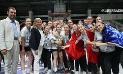 Bursa’da Uluslararası Basketbol Heyecanı Zirve Yaptı