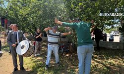 İznik’te Erik Bereketi Davul Zurnayla Kutlandı