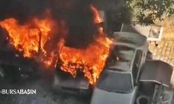 Gemlik'te Otopark Yangını: 3 Otomobil Küle Döndü