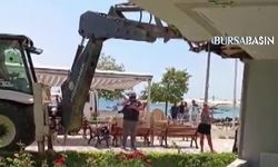 Gemlik'teki Balkon Yıkımı Tartışma Yarattı