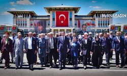 Cevdet Yılmaz'dan 15 Temmuz Şehitler Anıtı'na ziyaret