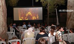 Osmangazi'de Yazlık Sinema Coşkusu Veysel Karani'de Yaşandı