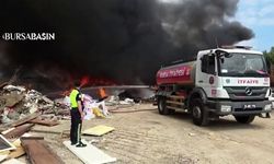 Orhangazi’de Geri Dönüşüm Tesisinde Yangın Çıktı