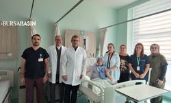 Bursa’da 76 Yaşındaki Hastaya Türkiye’de Bir İlk