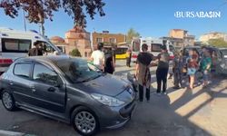 Bursa’da araçtan kaçan motosiklet devrildi: 2 yaralı