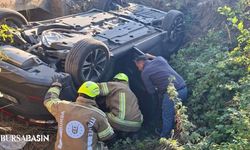 Bursa’da otomobil dere yatağına uçtu: 5 yaralı
