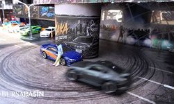 Bursa'daki fuarda bagajdan çıkan minyatür garaj şaşırttı