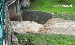 Bursa’da sağanak sonrası Kaplıkaya Deresi coştu