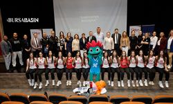 Bursa’da Kız Öğrencilere İlham Veren Voleybol Buluşması