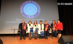 BUÜ'de Hekim Adayları Beyaz Önlüklerini Giydi