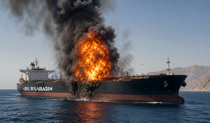 Hürmüz Boğazı’nda Petrol Tankerinde Patlama