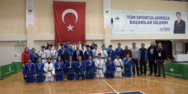 Osmangazi Belediyespor Judo Takımı Madalyaya Doymuyor