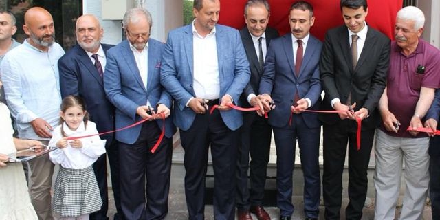 Bursa'da İznik İyilik Sağlık Elçileri Derneği açıldı