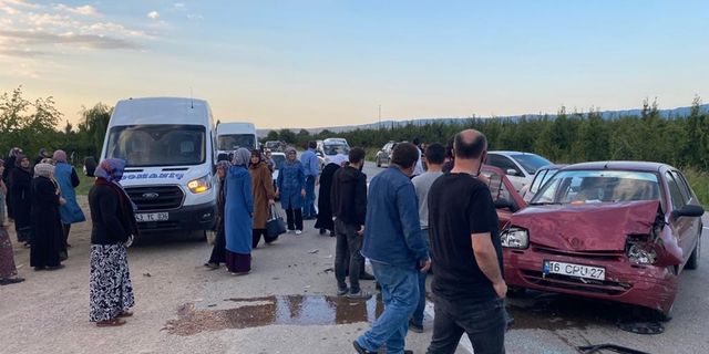 Bursa'da Kaza 4 Kişi Yaralandı