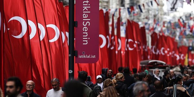 Taksim'deki saldırıda hayatını kaybedenler anıldı