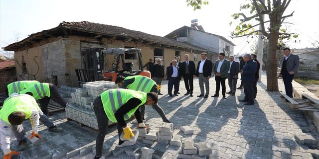 Kırsal Mahallelerde Hizmet Atılımı Devam Ediyor